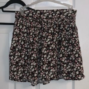 Floral mini skirt